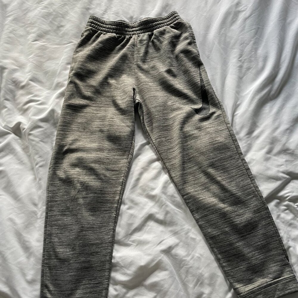 Nike Sweatpants Dri Fit Drawstring Pull On Athleisure Dark Gray Boys Size XL